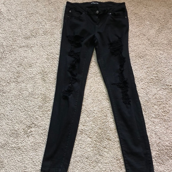 Distressed Jeans - Picture 1 of 2